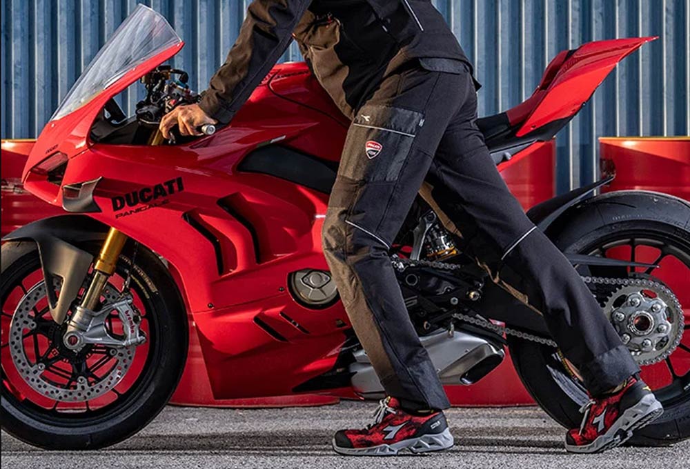 Diadora Utility per Ducati in vendita da Work Secure