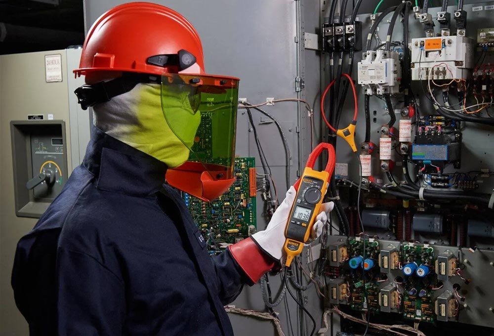 CEI 78-25, la nuova norma per rischio da arco elettrico (Arc Flash)