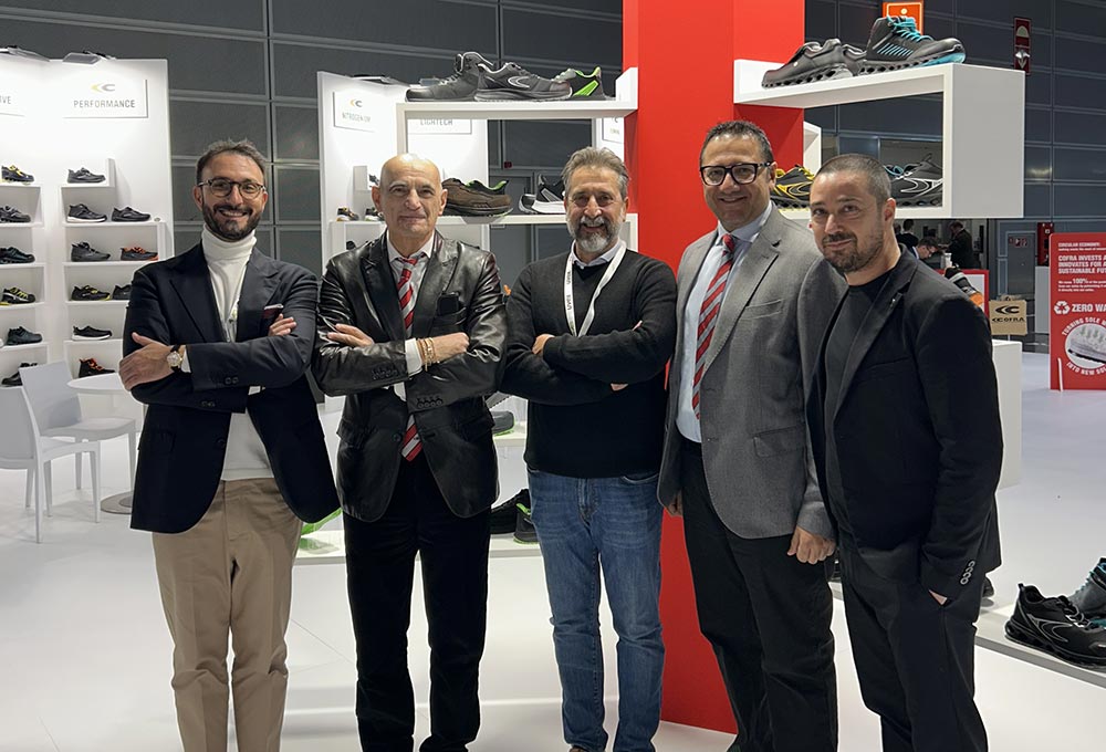 Work-Secure-da-quasi-20-anni-rivenditore-e-distributore-di-Cofra